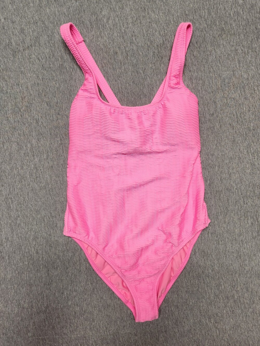 Shade & Shore Women’s Crossback Scoop‑Neck Cheeky One‑Piece Swimsuit – Pink (M)